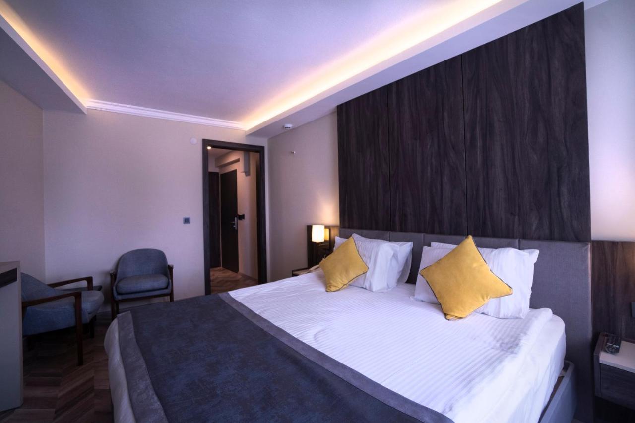 Uk Ankara Hotel Bagian luar foto