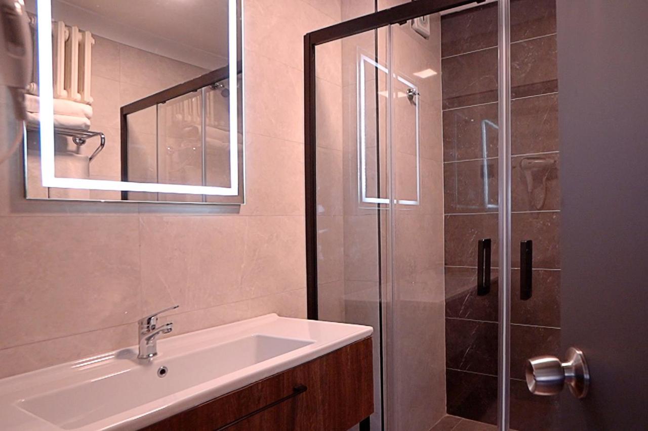 Uk Ankara Hotel Bagian luar foto