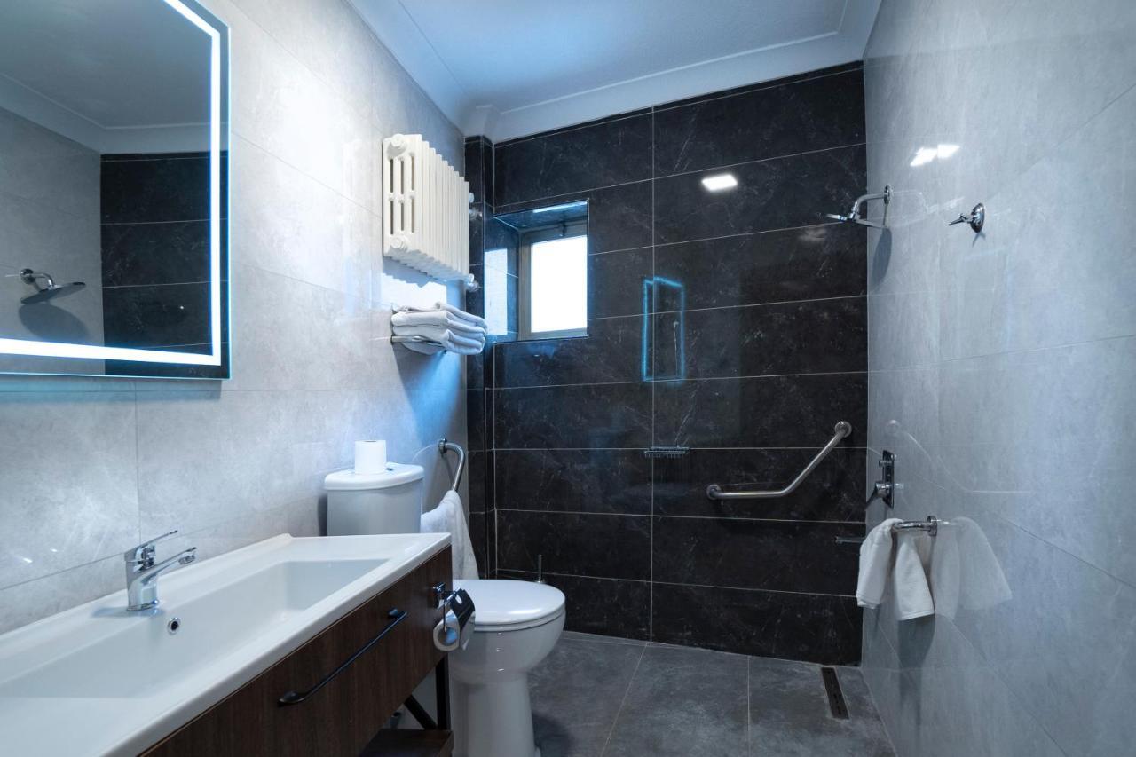 Uk Ankara Hotel Bagian luar foto
