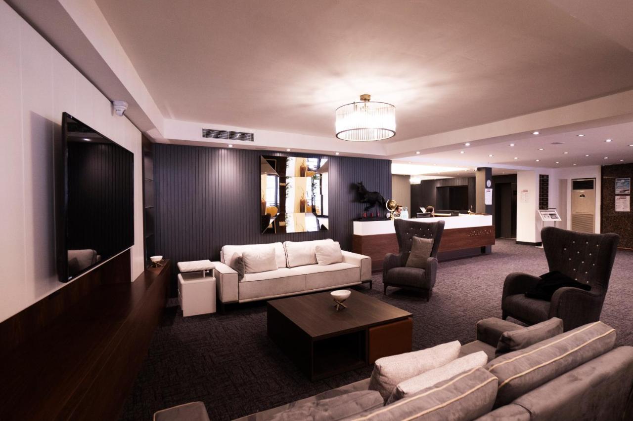 Uk Ankara Hotel Bagian luar foto
