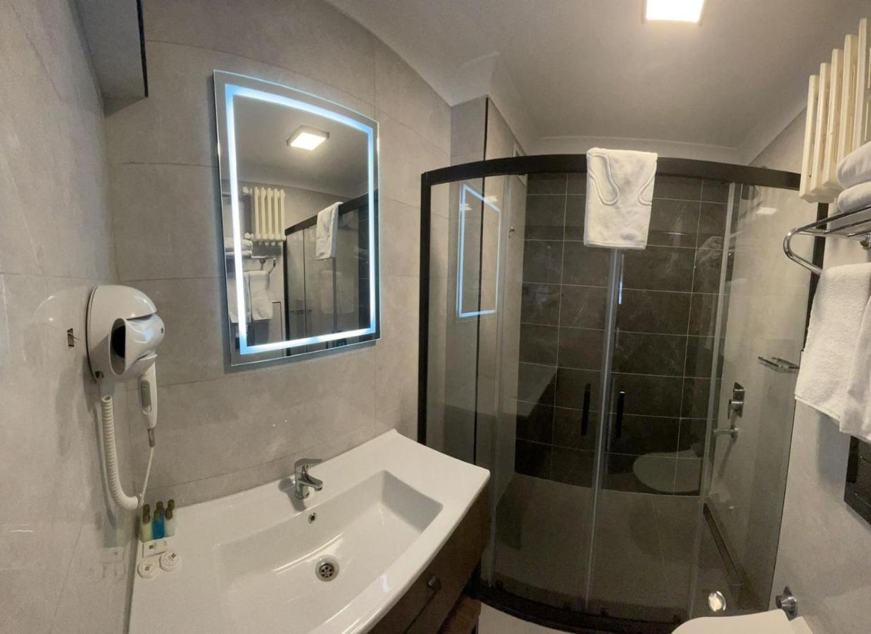 Uk Ankara Hotel Bagian luar foto
