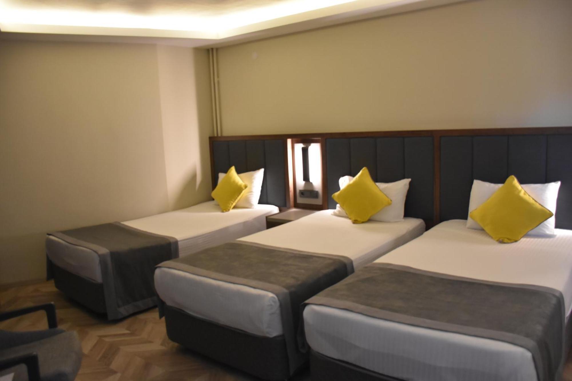 Uk Ankara Hotel Bagian luar foto
