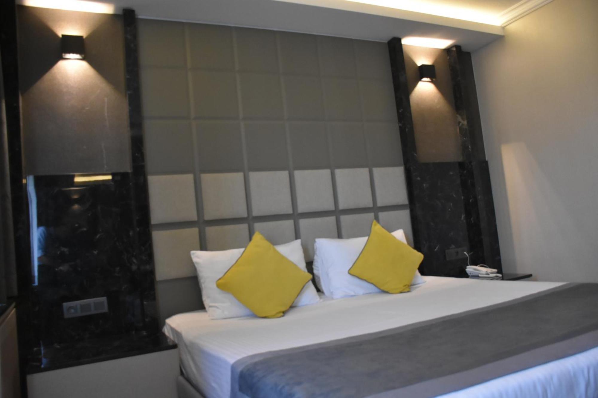 Uk Ankara Hotel Bagian luar foto