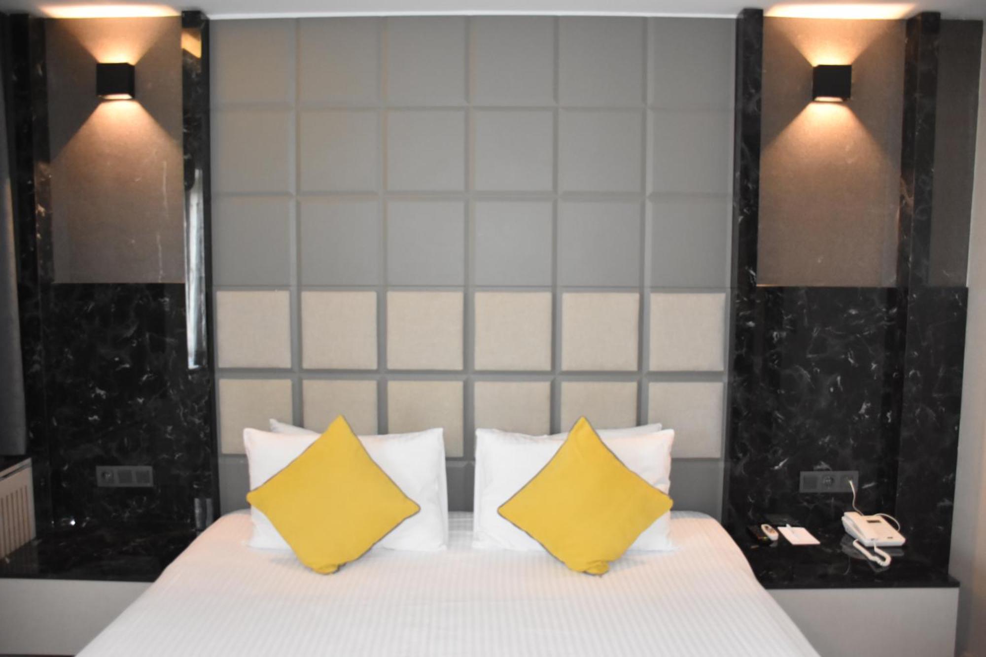 Uk Ankara Hotel Bagian luar foto